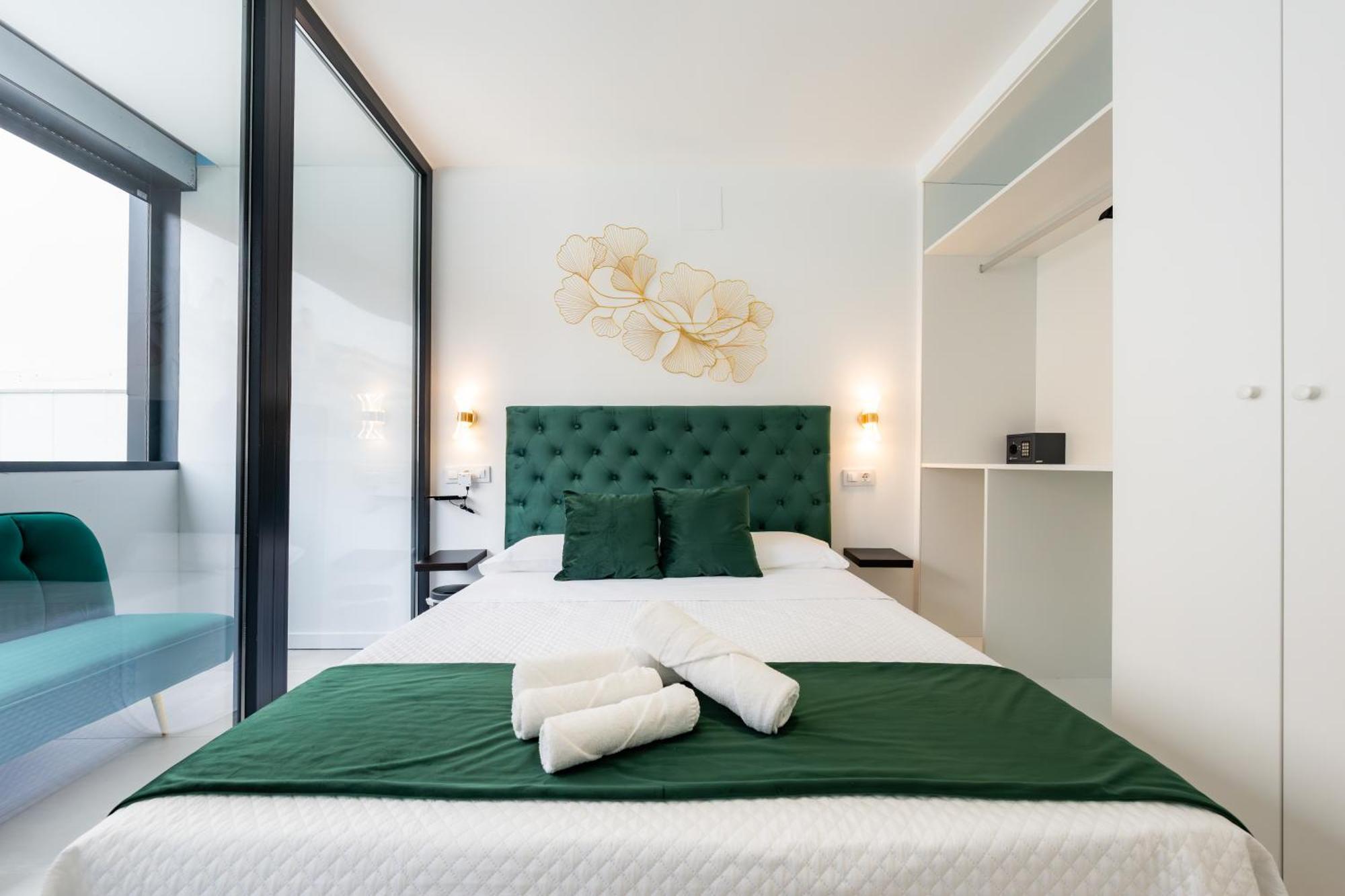 Lemon Apartment & Hotels Bernabeu Мадрид Екстериор снимка