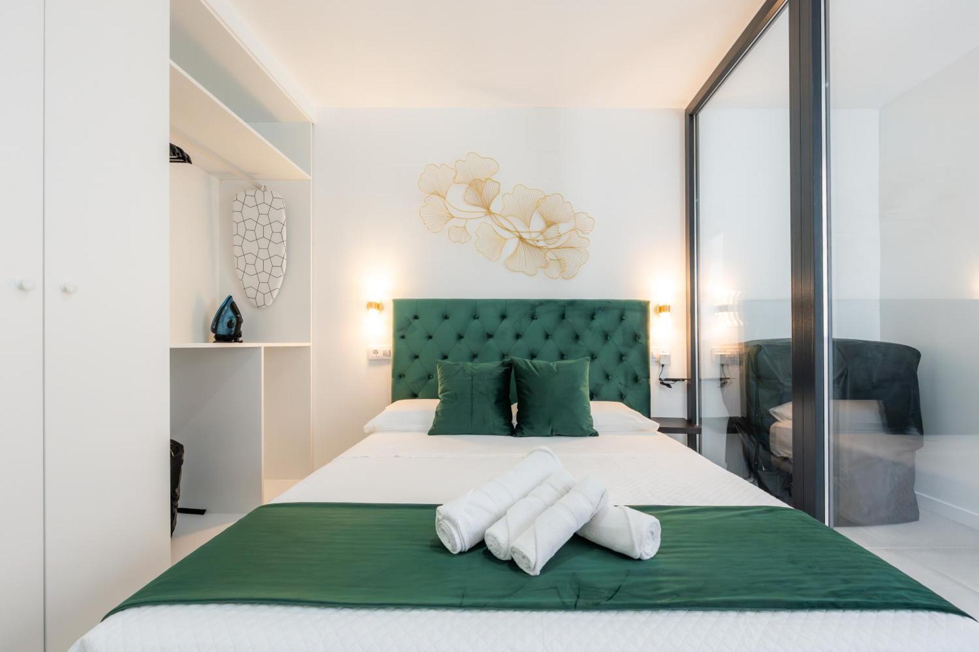 Lemon Apartment & Hotels Bernabeu Мадрид Екстериор снимка