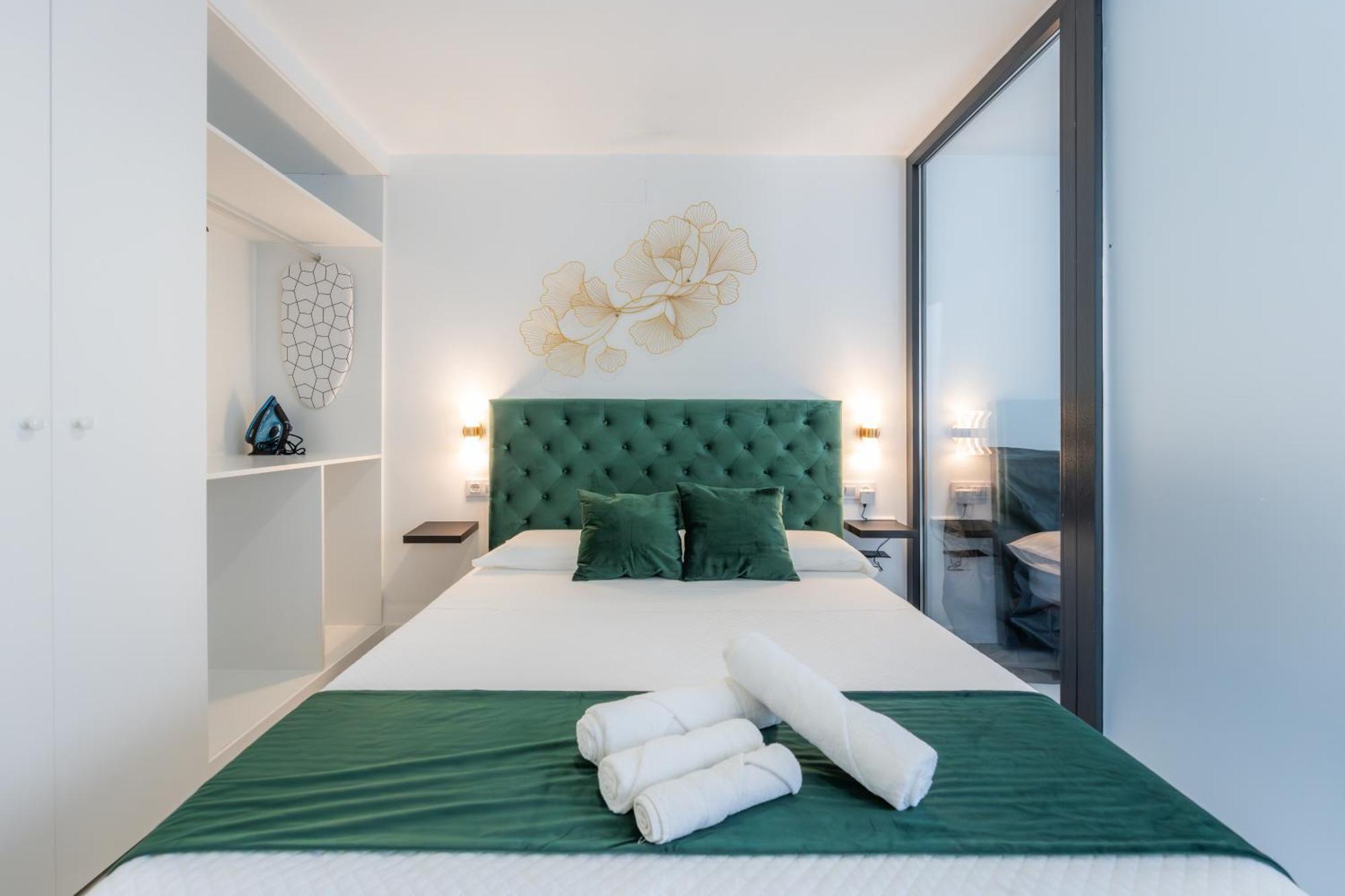 Lemon Apartment & Hotels Bernabeu Мадрид Екстериор снимка