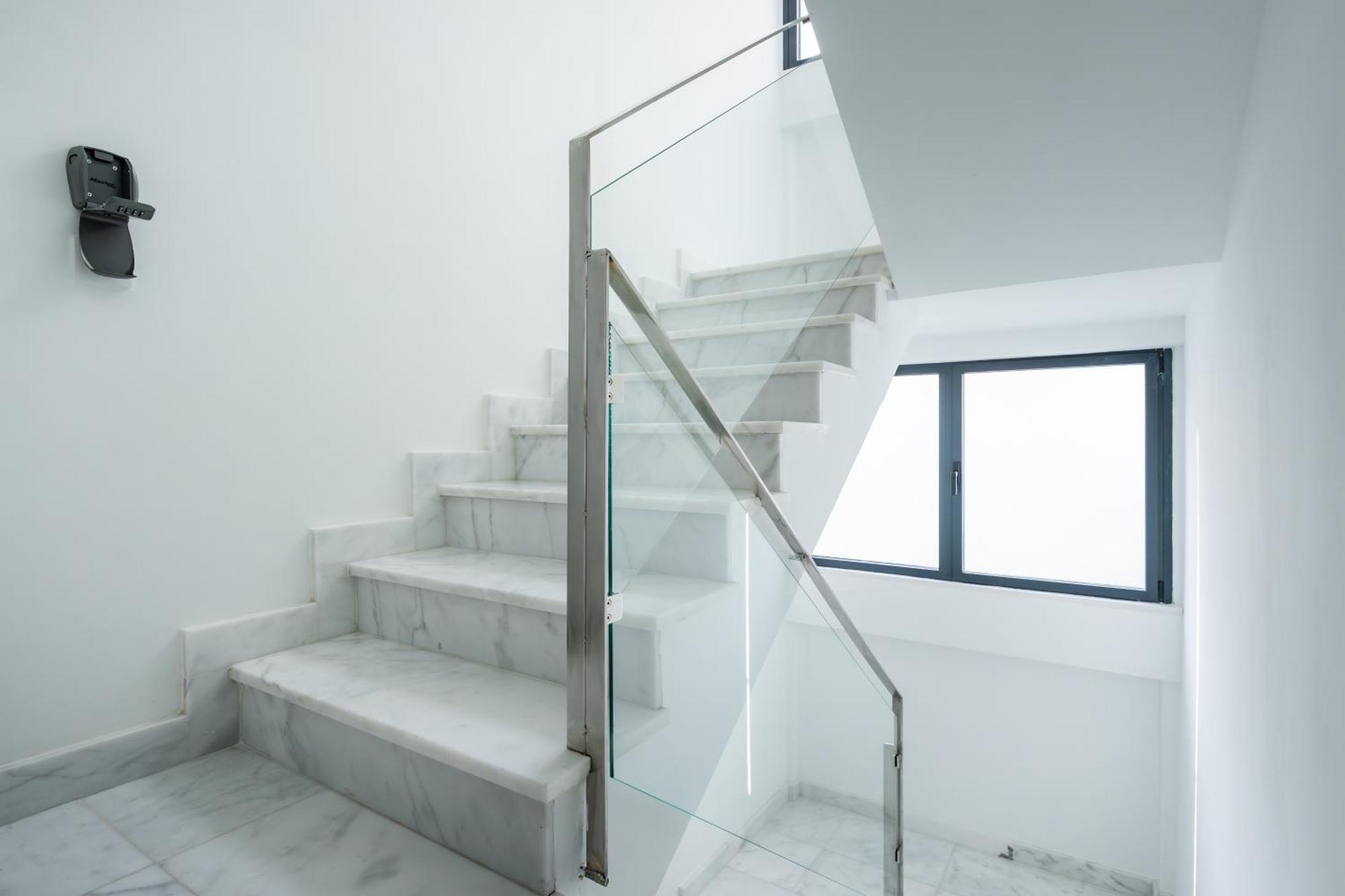 Lemon Apartment & Hotels Bernabeu Мадрид Екстериор снимка